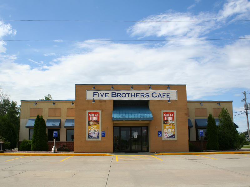 Five Brothers Cafe - Salem